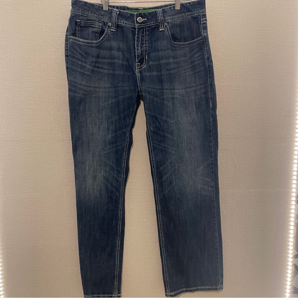 Rock & Roll men’s pistol straight dark wash jeans. Size; 36x32